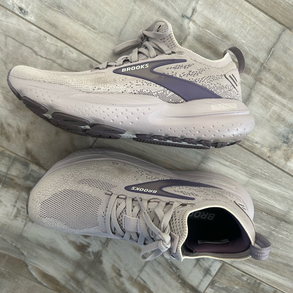 Women’s Brooks Glycerin 21 Sneakers